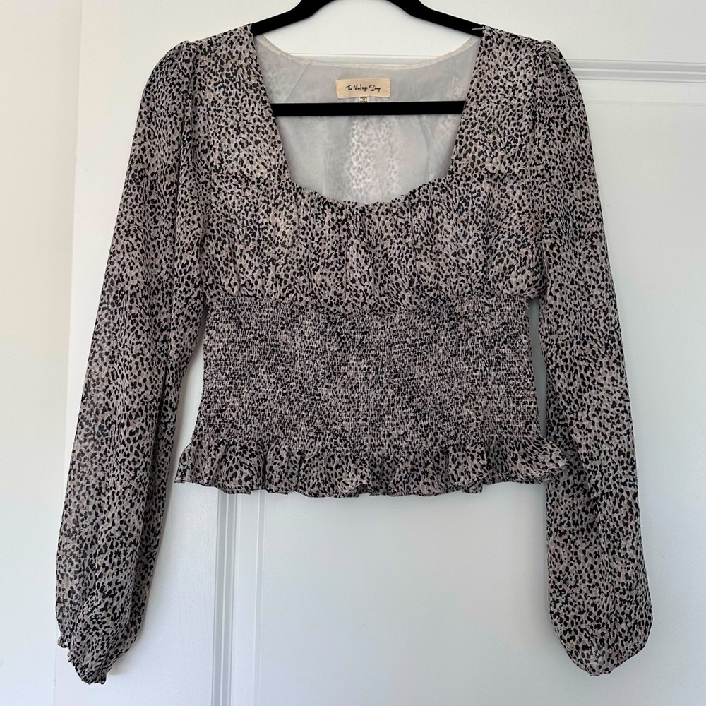 The Vintage Shop (M) Long Sleeve Neutral Leopard Print Smocked Waist Blouse